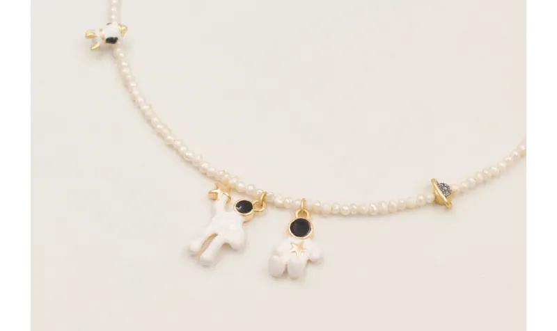 Collar perlas naturales colgantes astronautas estr