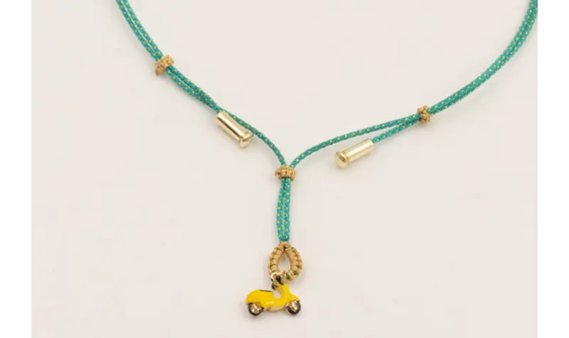 Collar cordón hilo dorado color turquesa,nudos mac