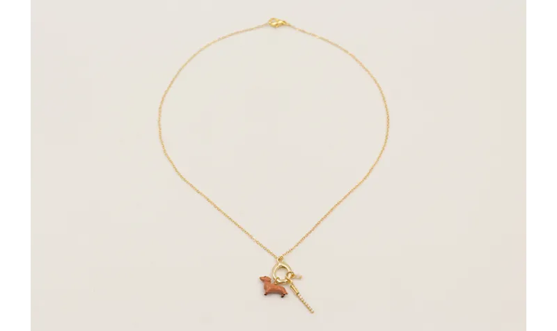 Collar cadena eslabón pequeño dorado con colgante 