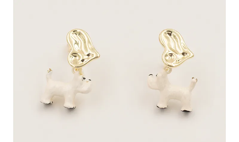 Pendientes perno corazón dorado con perro fox terr