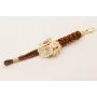 Pulsera cordón marrón con hilo dorado, flores esma