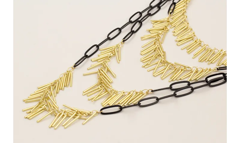 Collar 4 vueltas de cadena eslabón negro y cadena 