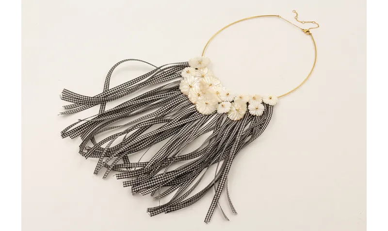 Collar rigído ACERO INOXIDABLE con flecos lazo vic