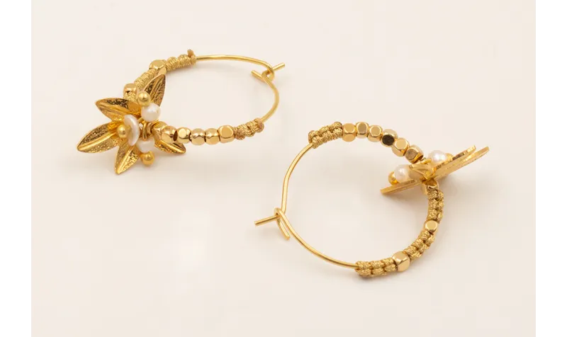 Pendientes aro con cubitos hoja 5 puntas con BAÑO 