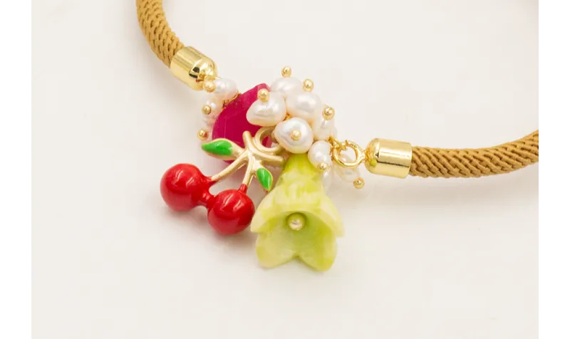 Pulsera cordón mostaza con burruño perlas naturale