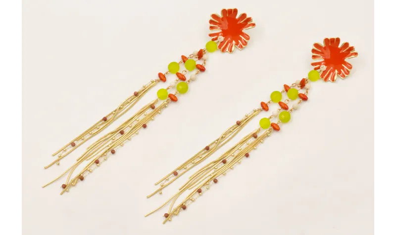 Pendientes flor esmaltada naranja con semipreciosa