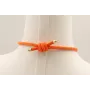 Collar goma naranja con arandelas doradas mate, pe