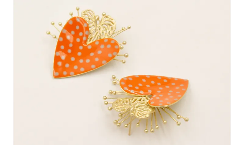Pendientes corazón esmaltado naranja motas turques