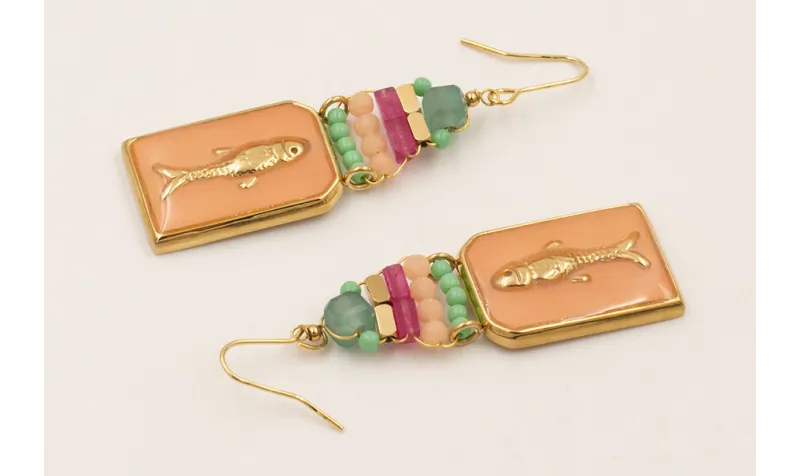 Pendientes colgante chapa pez esmalte rosa palo, c