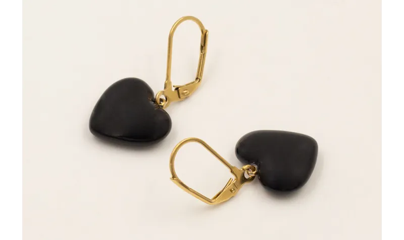 Pendientes corazones negros y cierre ACERO INOXIDA