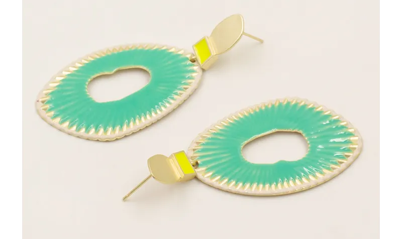 Pendientes perno cuadrado esmlate lima con colgant