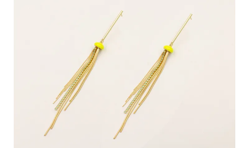 Pendientes perno listón dorado mate con medusa esm