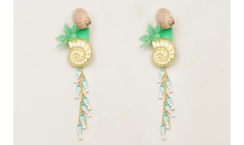 Pendientes perno caracolillo concha, cascada peces