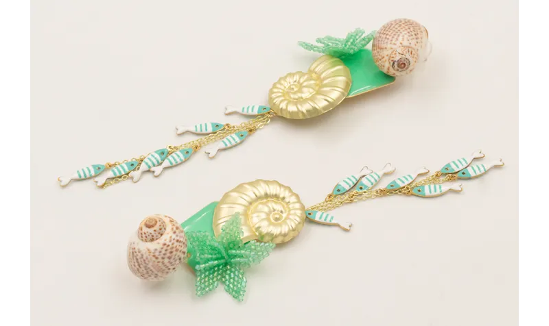 Pendientes perno caracolillo concha, cascada peces